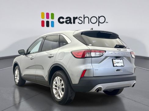 Used 2021 Ford Escape SE w/ Convenience Package image 3