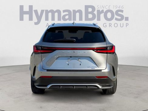 Used 2025 Lexus NX 450h+ F Sport w/ Accessory Package (Z2) image 4