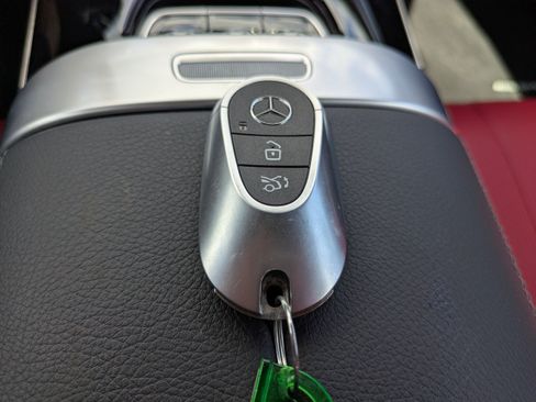 Used 2024 Mercedes-Benz CLE 300 4MATIC Cabriolet image 30