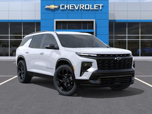 New 2026 Chevrolet Traverse RS w/ LPO, Floor Liner Package AWD/4WD image 7