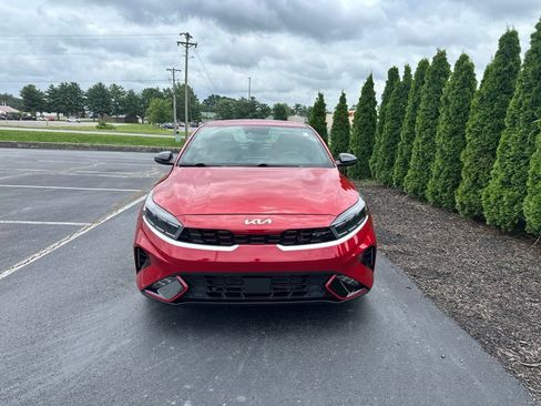 Used 2023 Kia Forte GT w/ GT2 Package FWD image 3