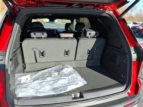 New 2026 Chevrolet Traverse Z71 image 4