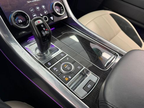 Used 2020 Land Rover Range Rover Sport HSE Dynamic image 44