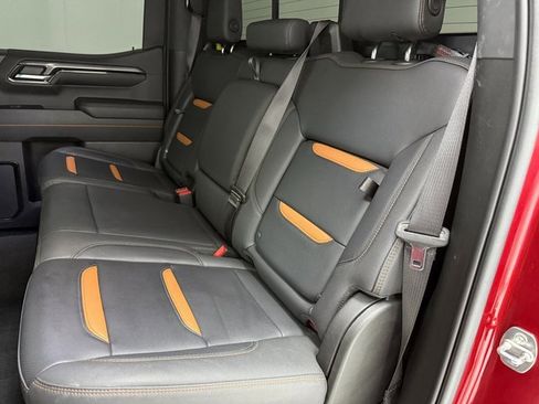 Used 2023 GMC Sierra 1500 AT4 w/ Technology Package image 33