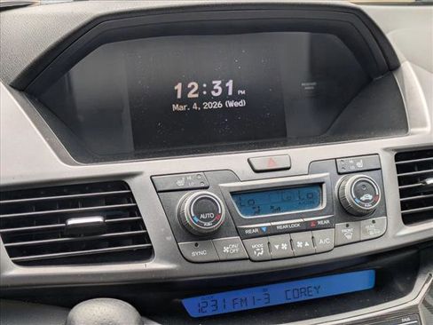 Used 2011 Honda Odyssey Touring image 12