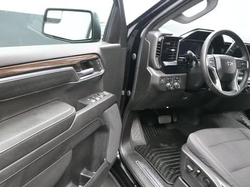Used 2023 Chevrolet Silverado 1500 RST w/ Z71 Off-Road Package AWD/4WD image 22