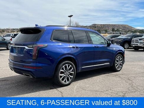 Used 2023 Cadillac XT6 Sport w/ Technology Package AWD/4WD image 6