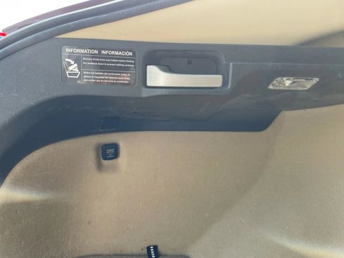 Used 2012 Honda Crosstour EX image 37