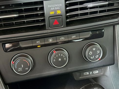 Used 2024 Volkswagen Jetta S image 23