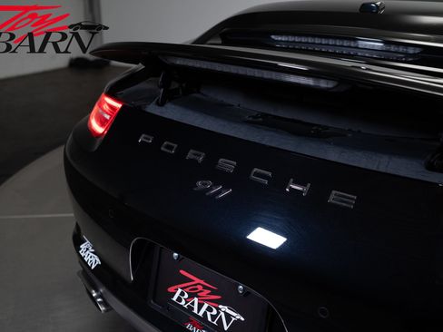 Used 2016 Porsche 911 Carrera Black Edition RWD image 21
