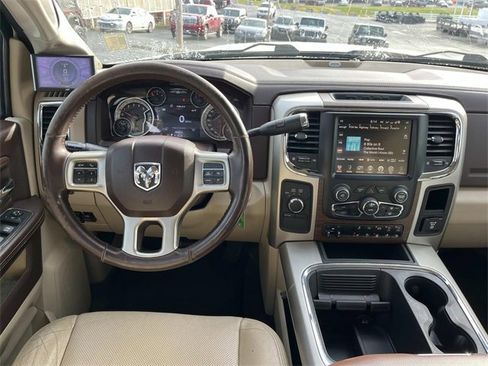 Used 2016 RAM 3500 Laramie w/ Convenience Group image 13