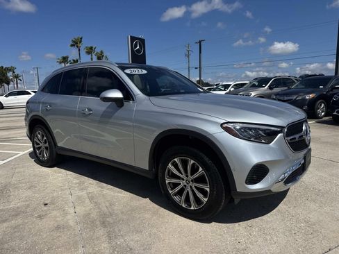 Used 2023 Mercedes-Benz GLC 300 image 3