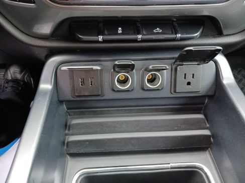Used 2018 Chevrolet Silverado 1500 LT w/ All Star Edition AWD/4WD image 23