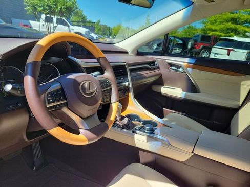 Used 2019 Lexus RX 350 FWD w/ Premium Package image 12