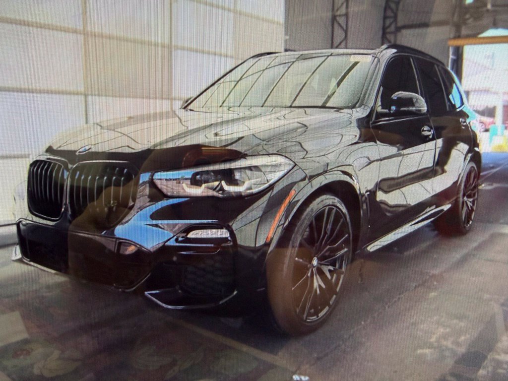 Used 2021 BMW X5 xDrive40i w/ M Sport Package AWD/4WD image 2