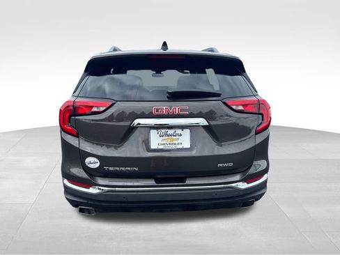 Used 2020 GMC Terrain SLT w/ Preferred Package AWD/4WD image 4