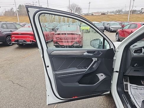 Certified 2024 Volkswagen Tiguan SEL R-Line image 12