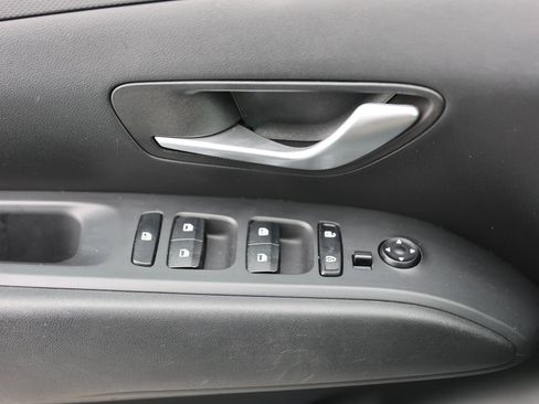 Certified 2024 Hyundai Santa Cruz SE image 32