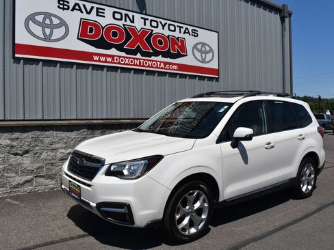 Used 2018 Subaru Forester 2.5i Touring w/ Popular Package #2 AWD/4WD image 1