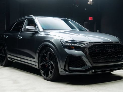 Used 2021 Audi RS Q8 w/ Carbon Optic Package AWD/4WD image 8