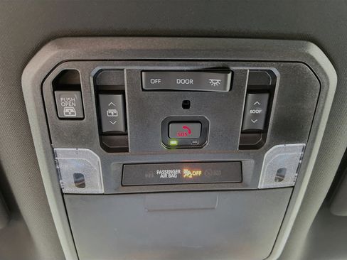 Used 2026 Toyota Tundra Limited w/ Power Package image 19