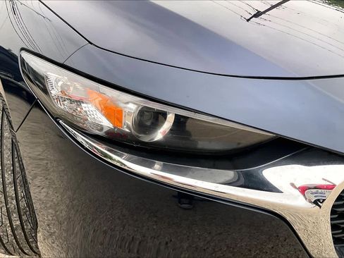 Used 2024 MAZDA MAZDA3 s FWD image 25