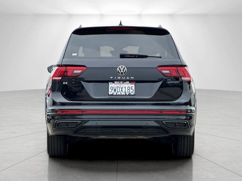 Used 2022 Volkswagen Tiguan SE R-Line image 4