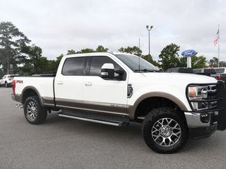 Used 2022 Ford F250 Lariat w/ Lariat Ultimate Package AWD/4WD video 1