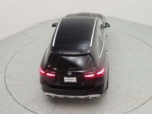 Used 2025 Mercedes-Benz GLC 350e 4MATIC image 27