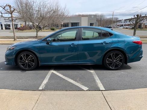 Used 2025 Toyota Camry XSE AWD/4WD image 6