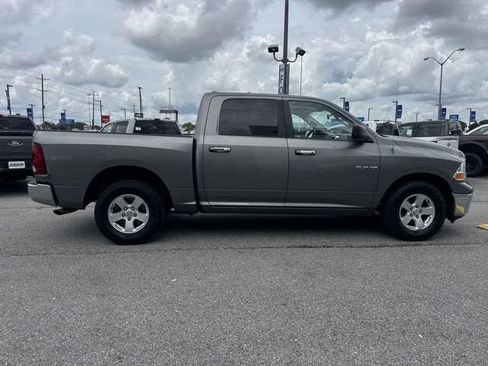 Used 2010 Dodge Ram 1500 Truck SLT RWD image 4