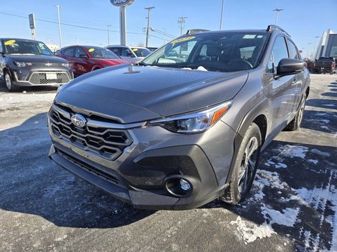 Used 2024 Subaru Crosstrek 2.0i Premium image 4