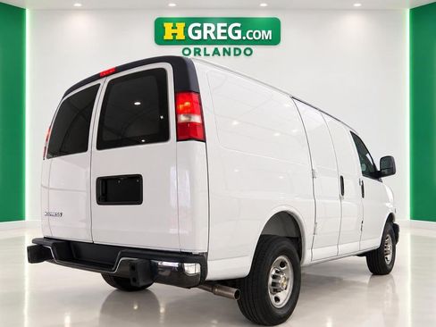 Used 2025 Chevrolet Express 2500 RWD image 6