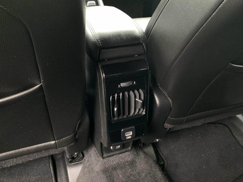 Used 2023 Jeep Compass Limited image 37