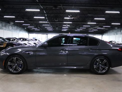 Used 2022 BMW M5 w/ Executive Package image 2