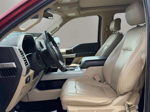 Used 2015 Ford F150 Lariat w/ Equipment Group 502A Luxury AWD/4WD image 12