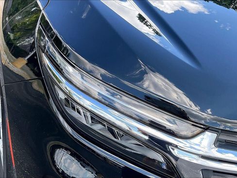Used 2024 Chevrolet Equinox LT w/ LPO, Floor Liner Package FWD image 27