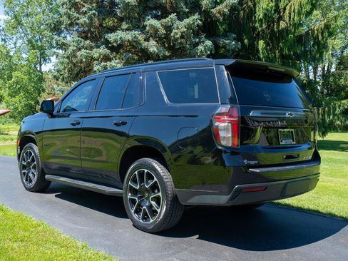 Used 2021 Chevrolet Tahoe RST w/ Luxury Package AWD/4WD image 5