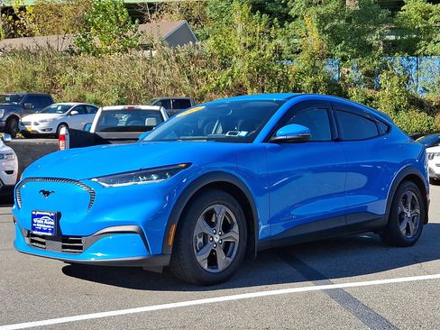 Certified 2022 Ford Mustang Mach-E Select image 5