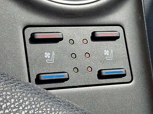 Used 2023 Toyota Camry XLE w/ Navigation Package image 25