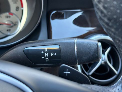 Used 2016 Mercedes-Benz CLA 250 image 39