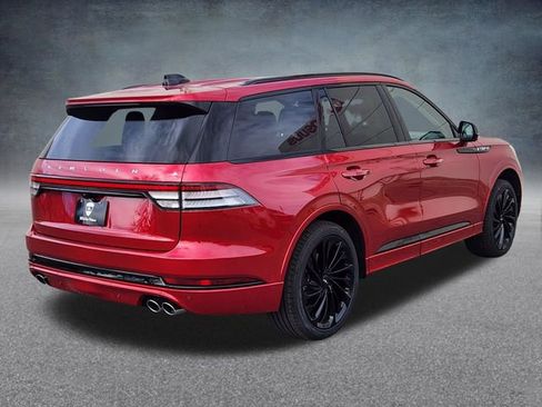 New 2026 Lincoln Aviator Reserve w/ Luxury Package image 7