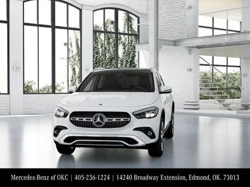 Used 2025 Mercedes-Benz GLA 250 image 42