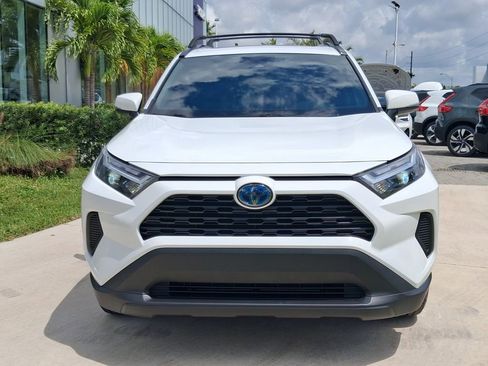 Used 2024 Toyota RAV4 XLE w/ Convenience Package image 2