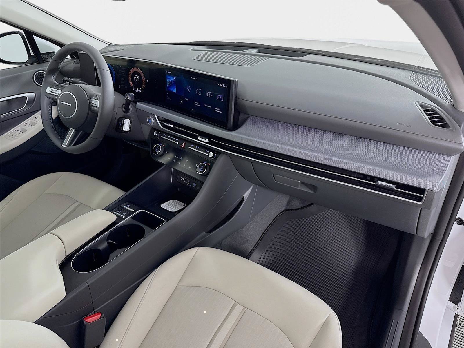 New 2026 Hyundai Sonata SEL FWD image 27