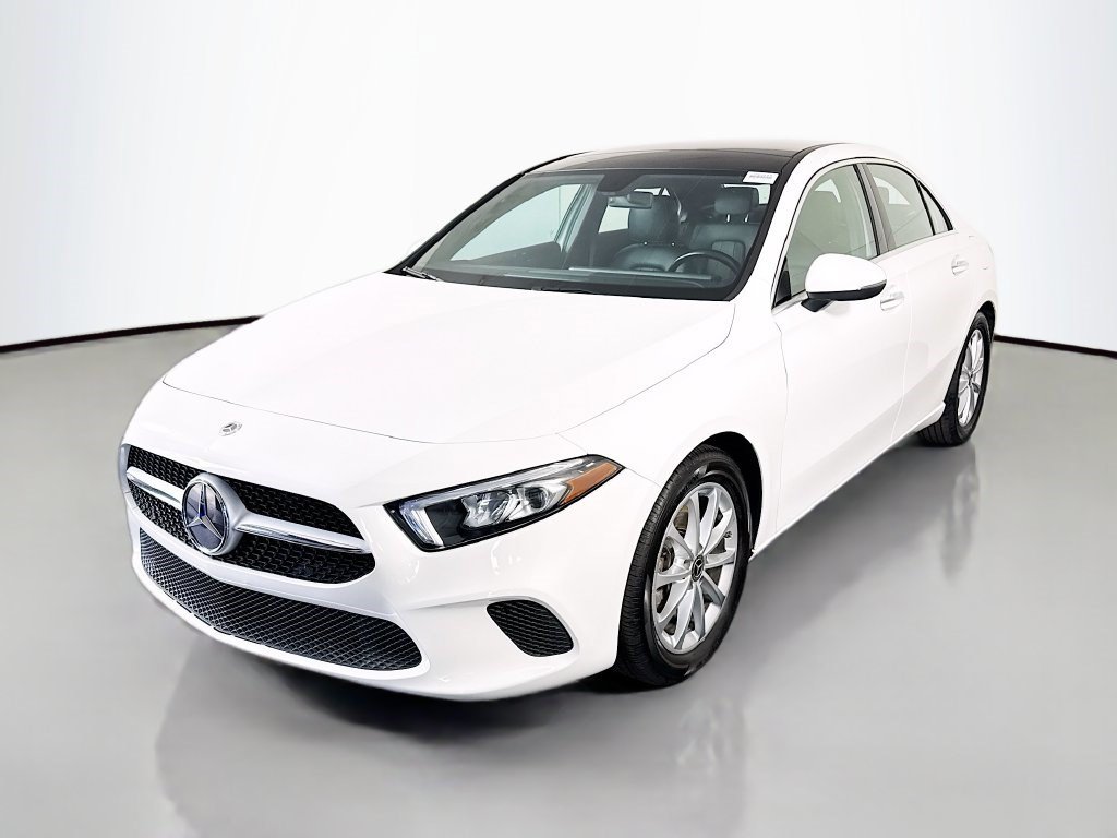 Used 2022 Mercedes-Benz A 220 4MATIC w/ Premium Package Lite image 4