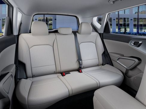New 2025 Kia Soul LX image 16