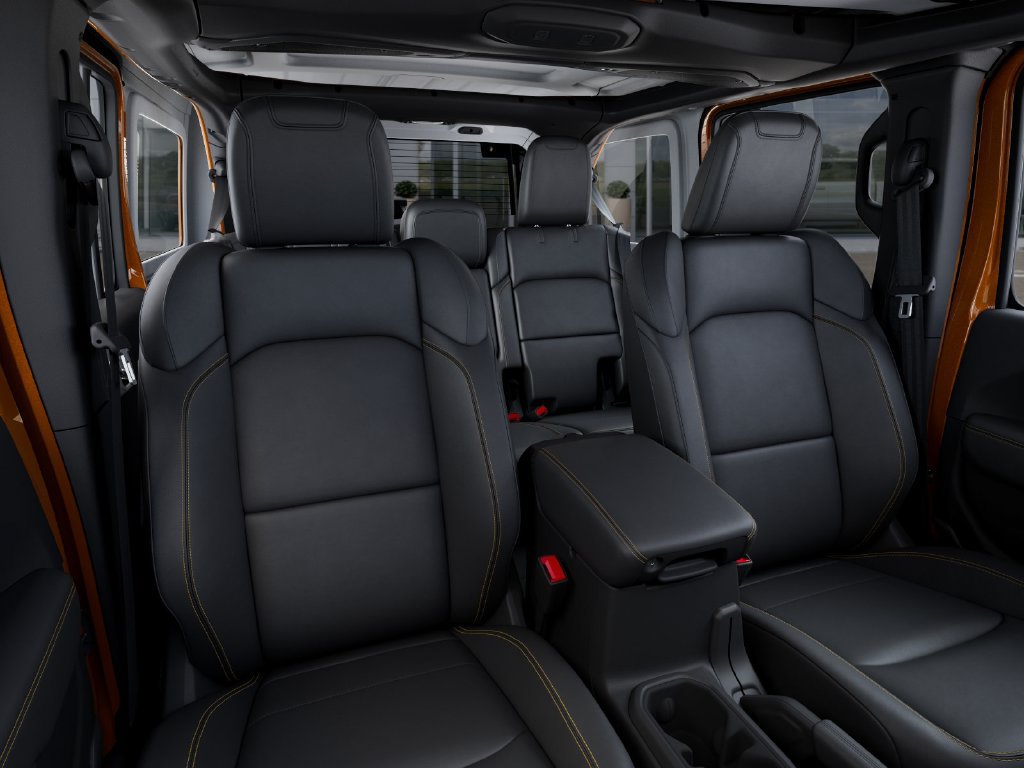 New 2026 Jeep Wrangler Unlimited Sahara AWD/4WD image 17