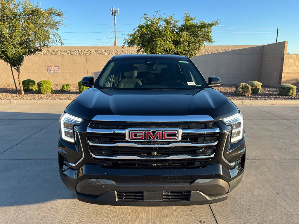Used 2026 GMC Terrain Elevation AWD/4WD image 3