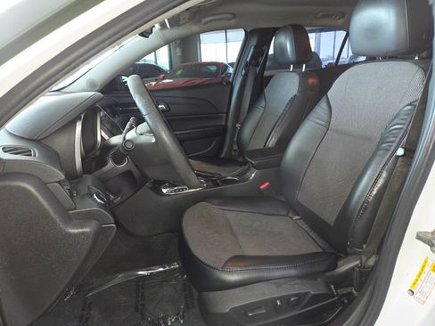 Used 2014 Chevrolet Malibu LT w/ Power Convenience Package FWD image 18
